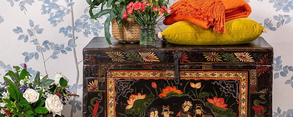 Chinese Antique Opera Trunks: A Portal to a Bygone Era Image