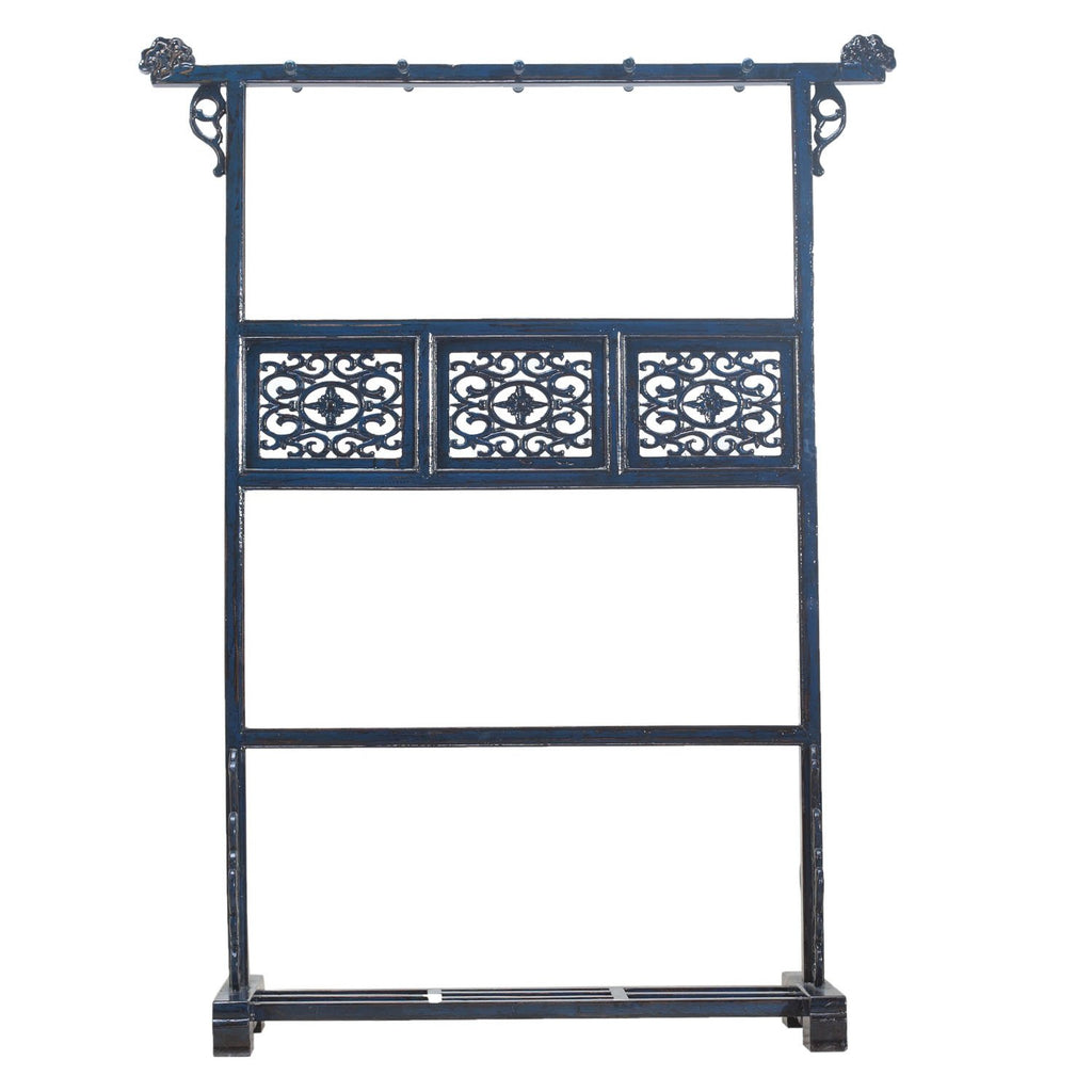 clothes rail