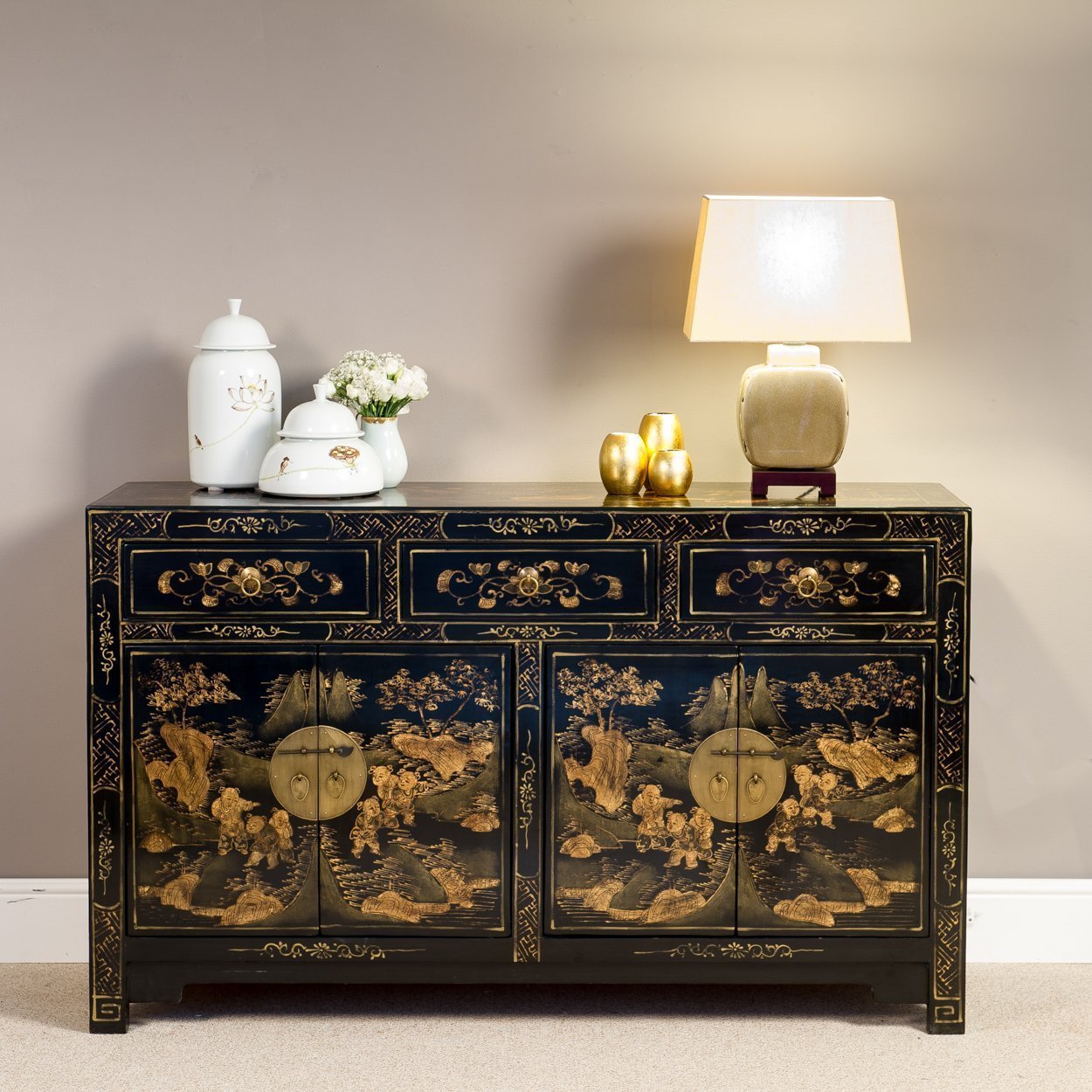 Chinoiserie sideboard 2025